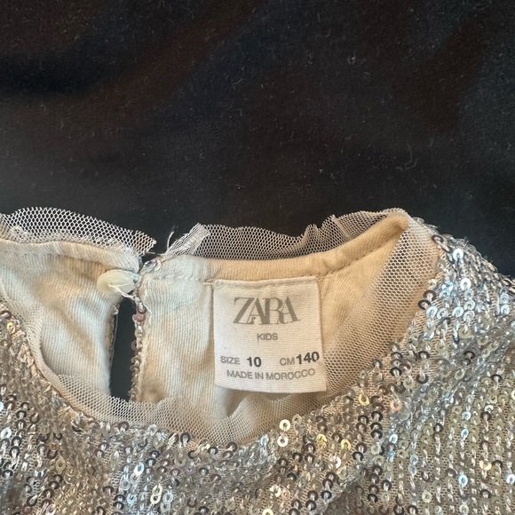 zara children’s bedazzled t-shirt - Picture 3 of 3